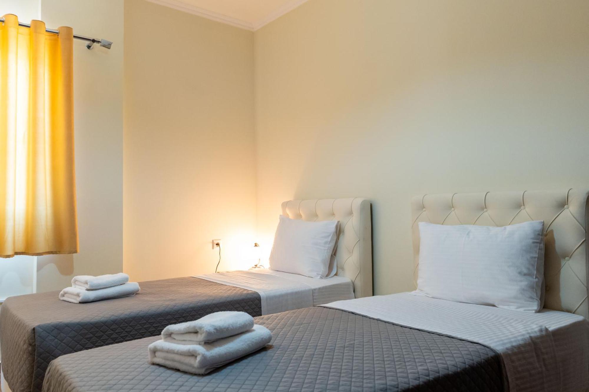 Hotel Milo كساميل المظهر الخارجي الصورة
