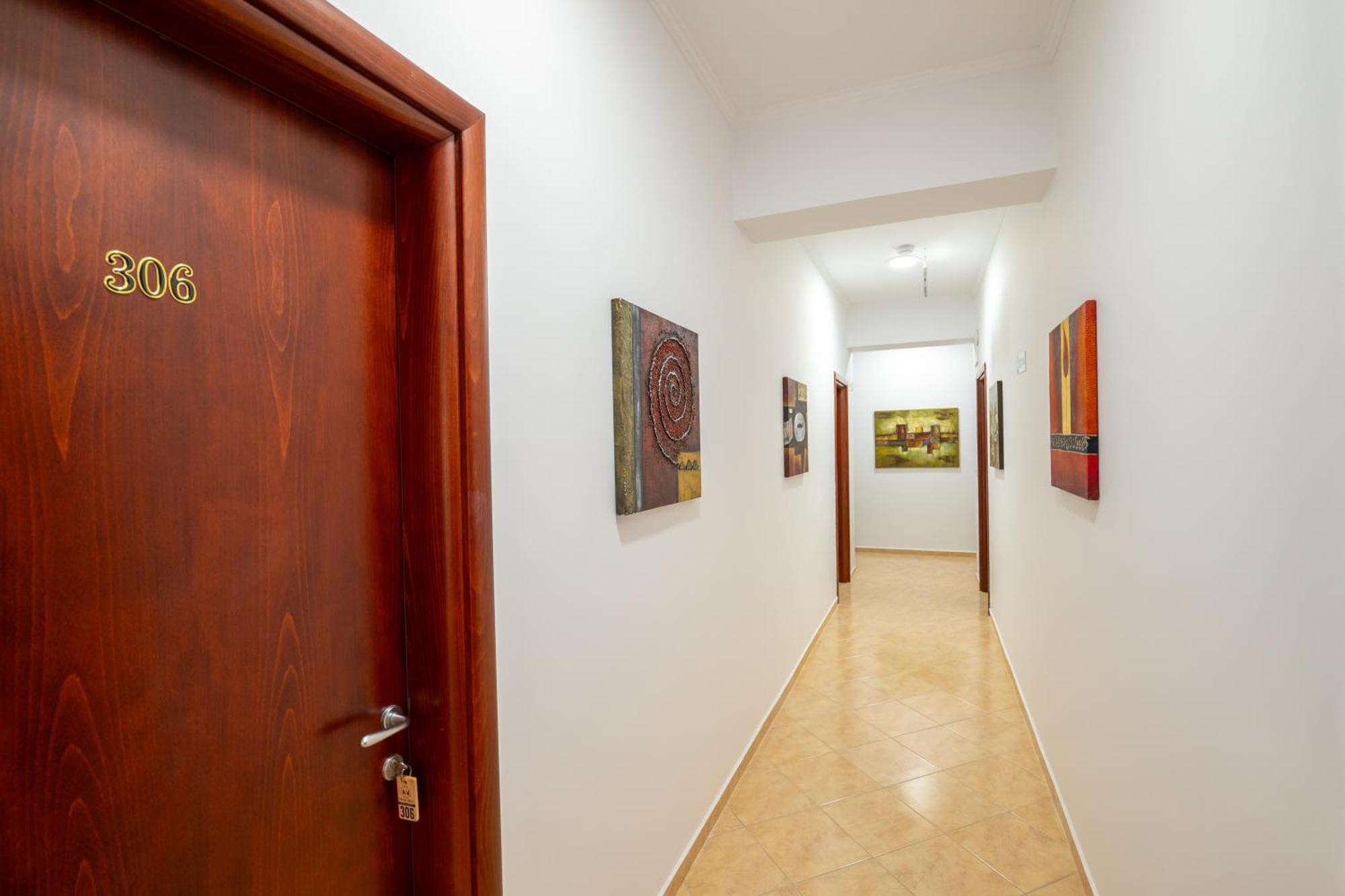 Hotel Milo كساميل المظهر الخارجي الصورة