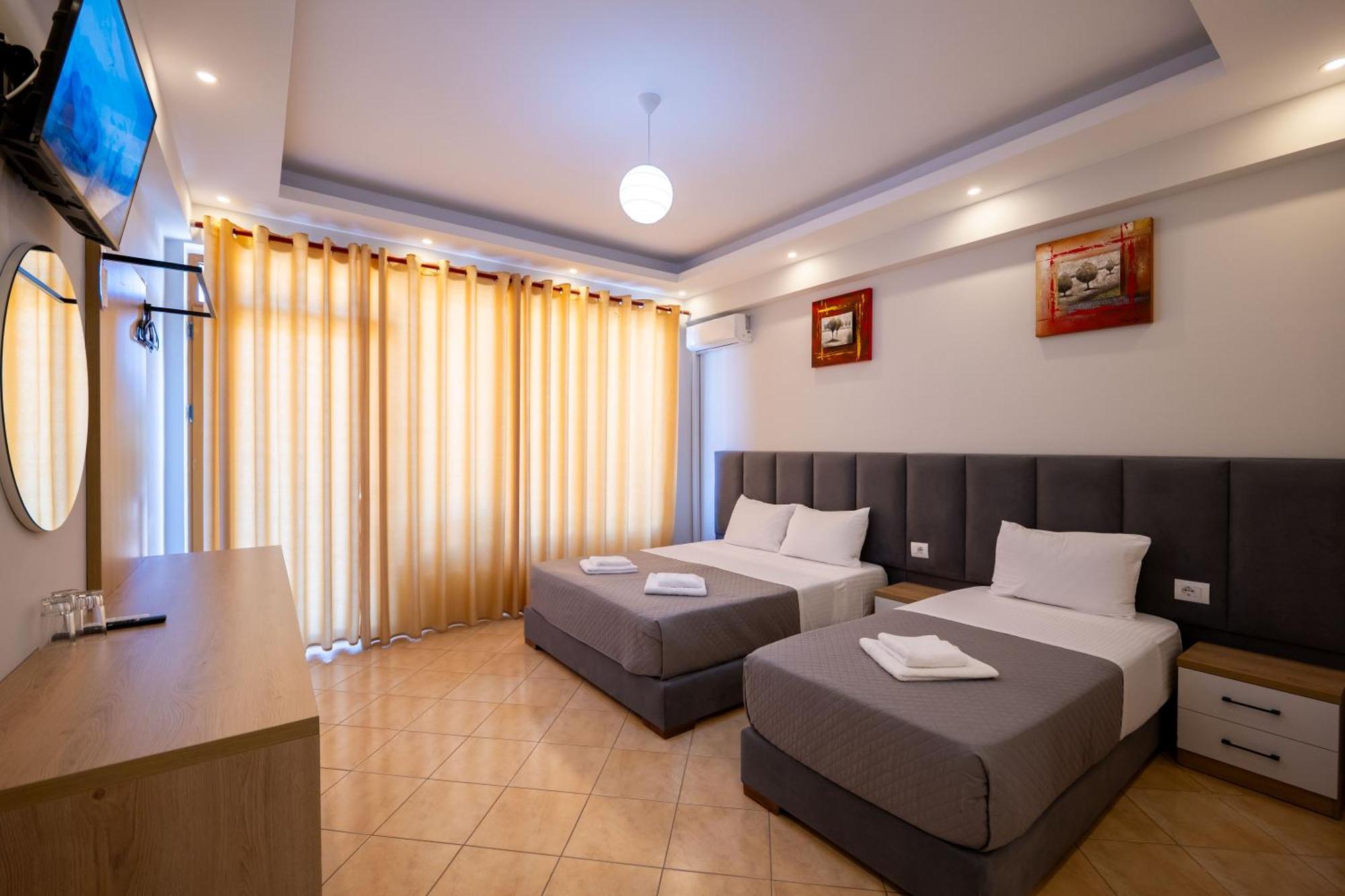 Hotel Milo كساميل المظهر الخارجي الصورة