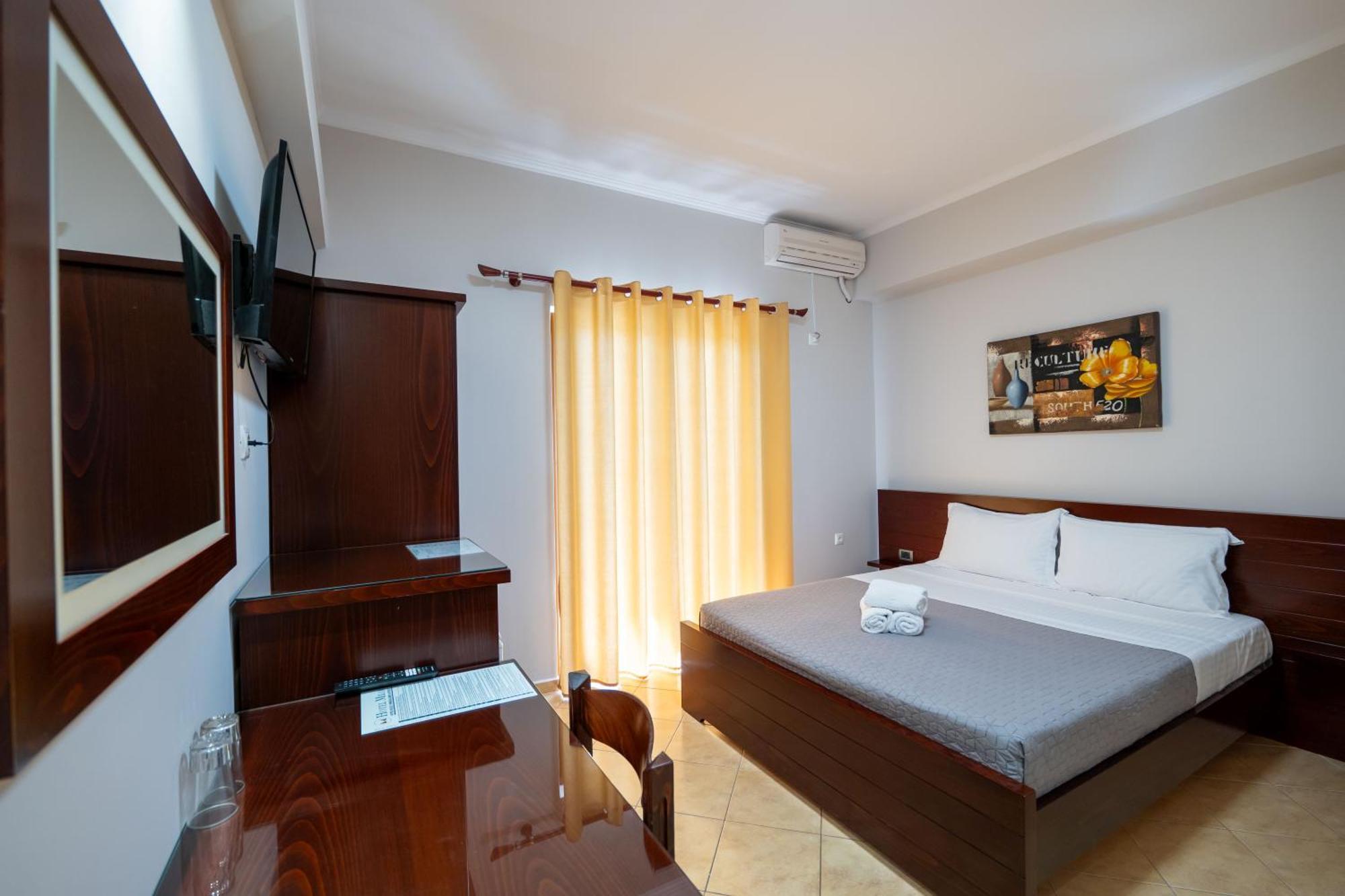 Hotel Milo كساميل المظهر الخارجي الصورة