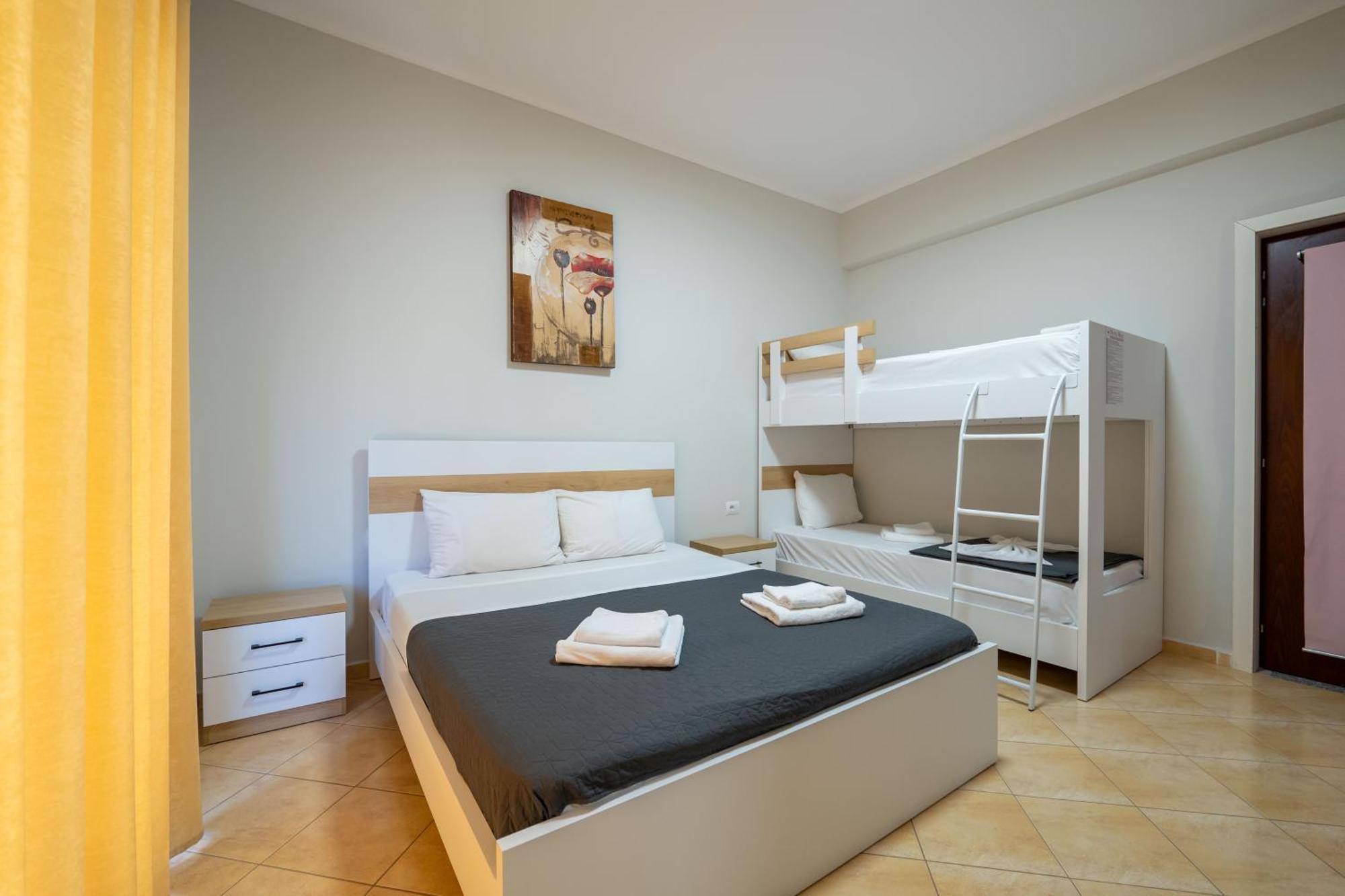 Hotel Milo كساميل المظهر الخارجي الصورة